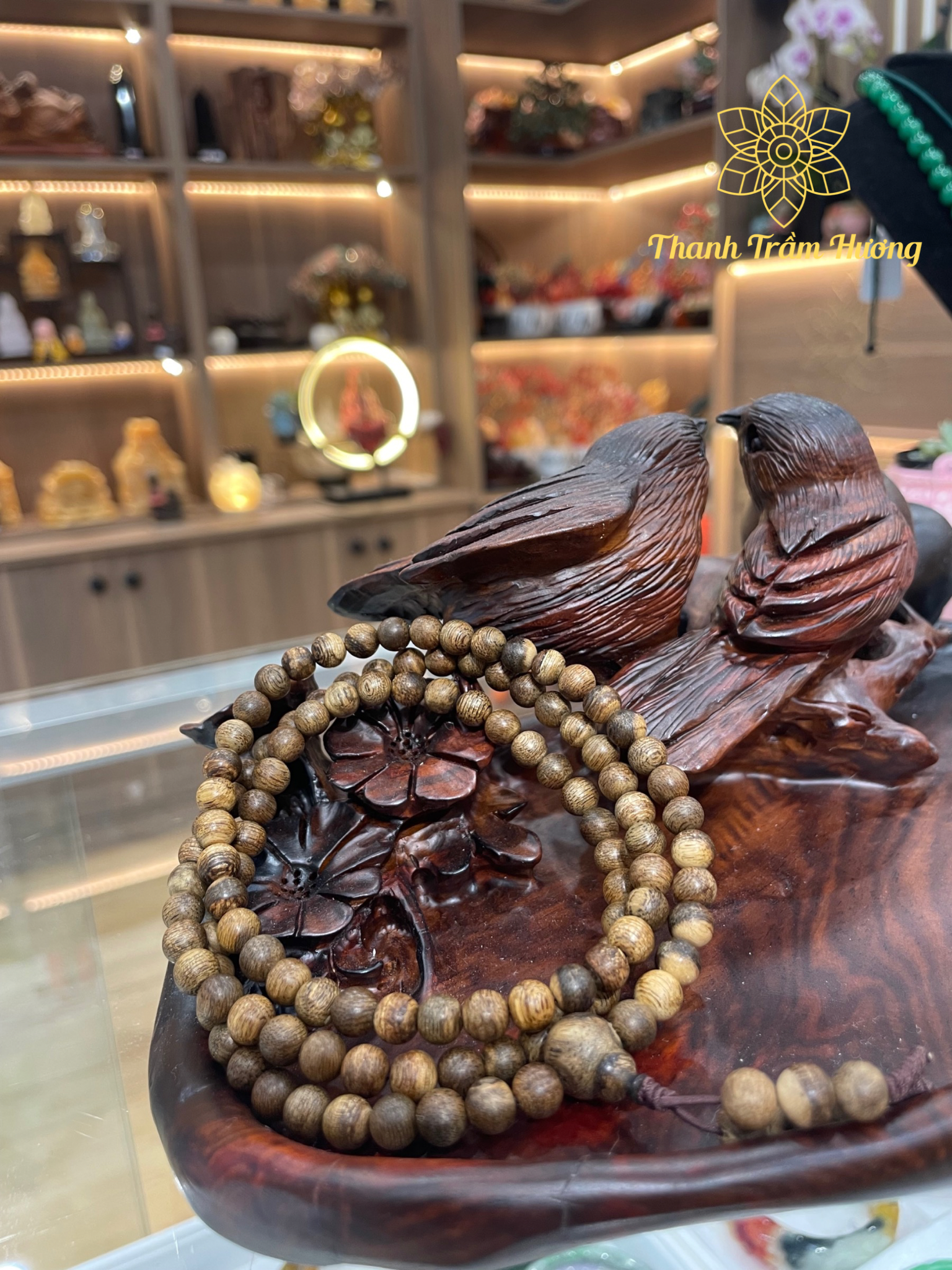 Amazon.com: MDYBF Green Kynam Agarwood Bracelet from Hainan 12mm Diameter  Beads Genuine Wild Agarwood: Clothing, Shoes & Jewelry